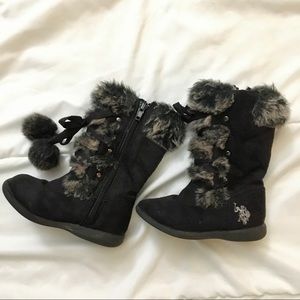 U.S. Polo Assn. Girls Black Fur Boots size 6